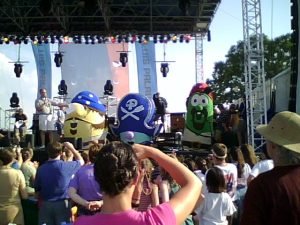 Mr. Lunt, Pa Grape, and Larry the Cucumber at the Celebrate Freedom 2007 concert