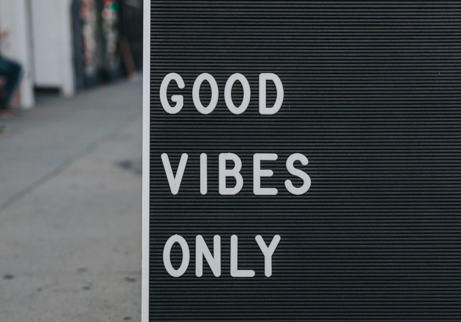 good vibes only text